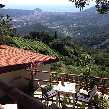 The House In The Green Affitta Camere Casarza Ligure Esterno foto